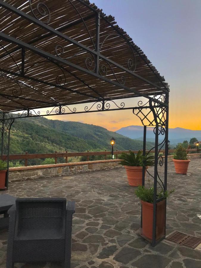 Agriturismo Piano Di Andrea Ostigliano Ngoại thất bức ảnh