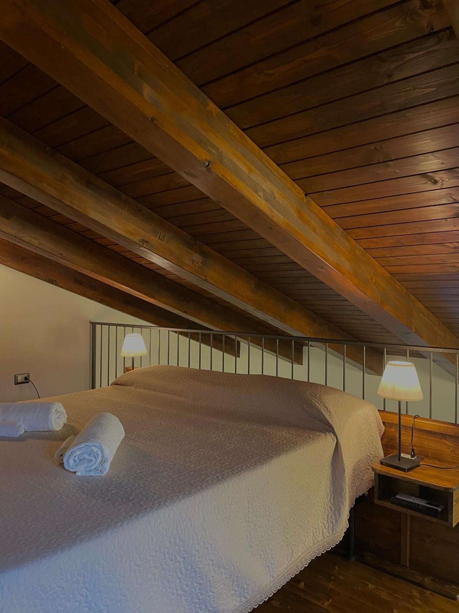 Agriturismo Piano Di Andrea Ostigliano Ngoại thất bức ảnh