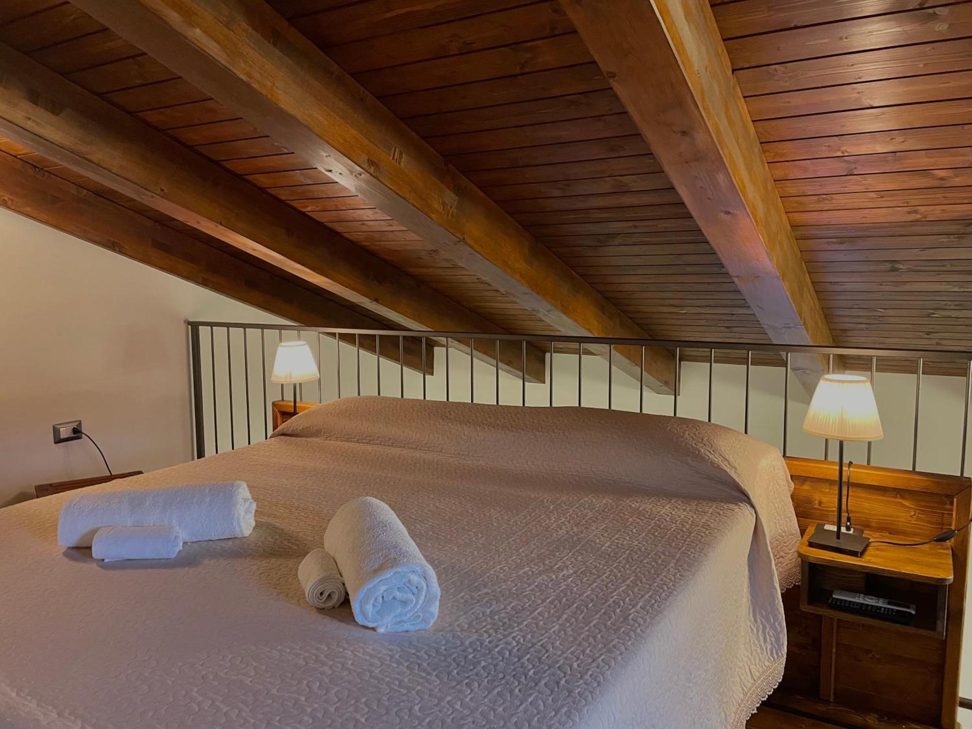Agriturismo Piano Di Andrea Ostigliano Ngoại thất bức ảnh
